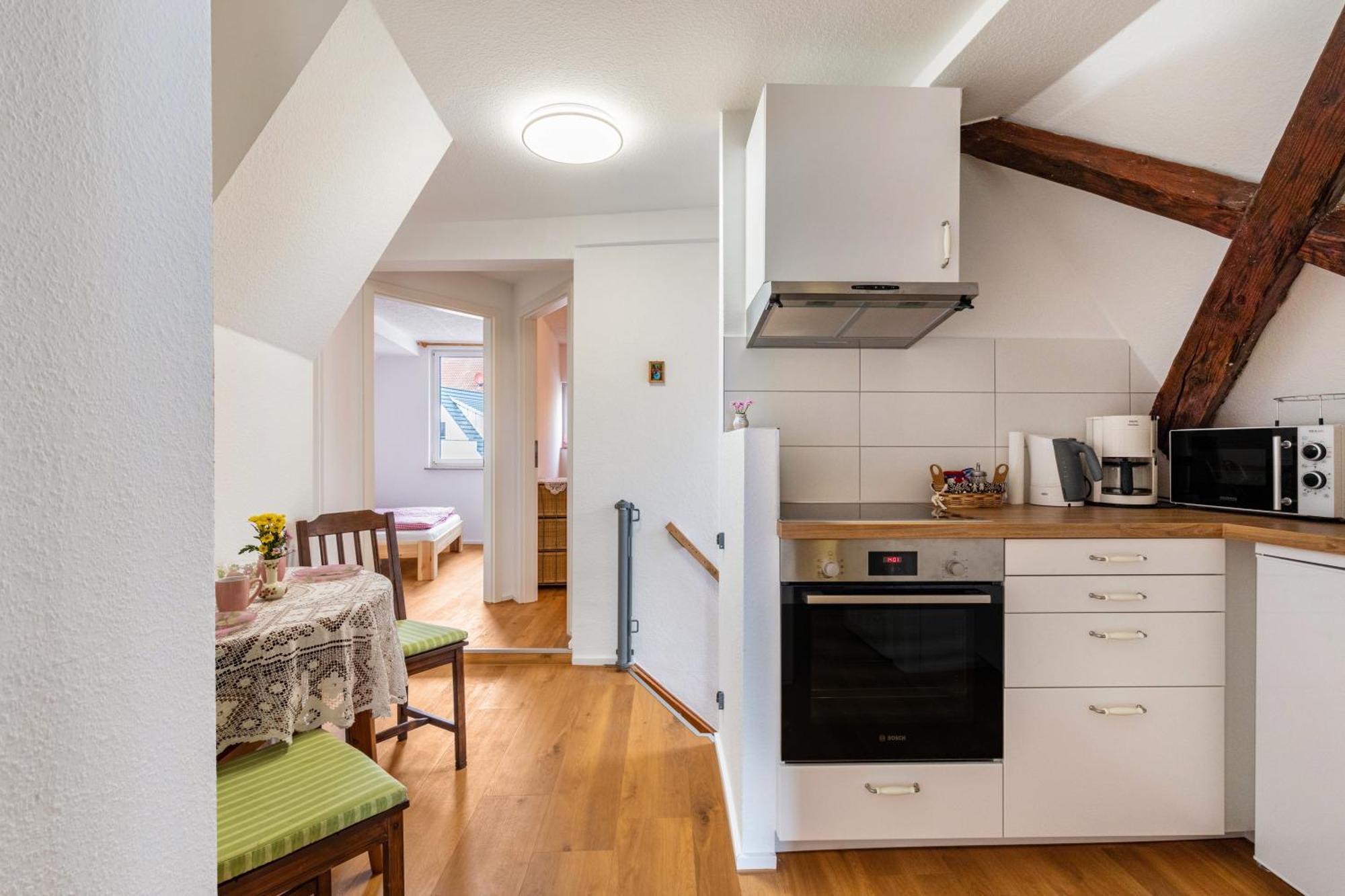 Apartmenthaus Ferienwohnungen Sila Вайнштадт Экстерьер фото