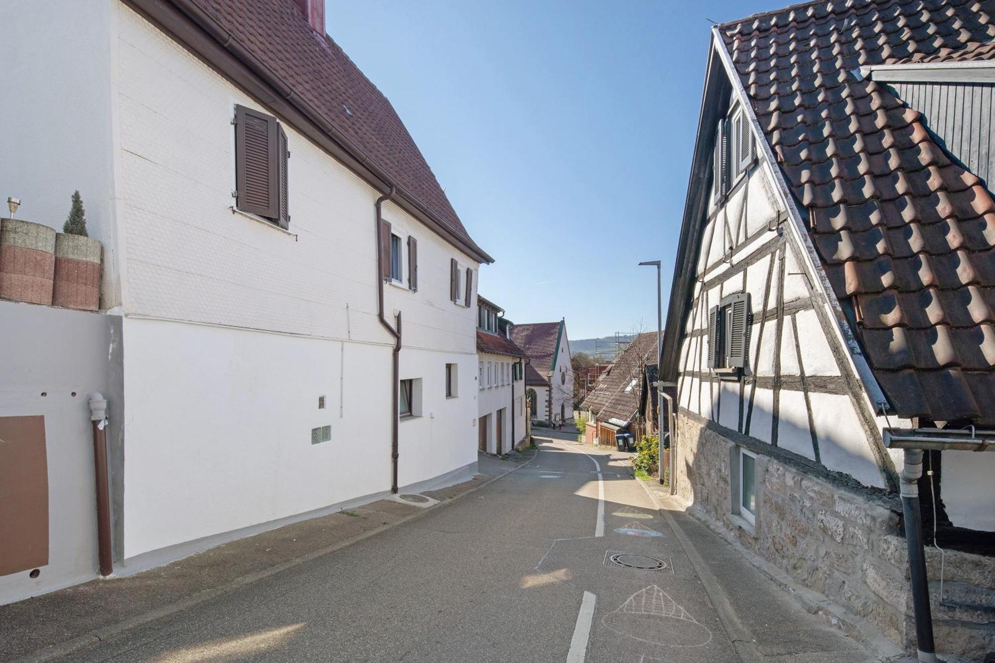 Apartmenthaus Ferienwohnungen Sila Вайнштадт Экстерьер фото