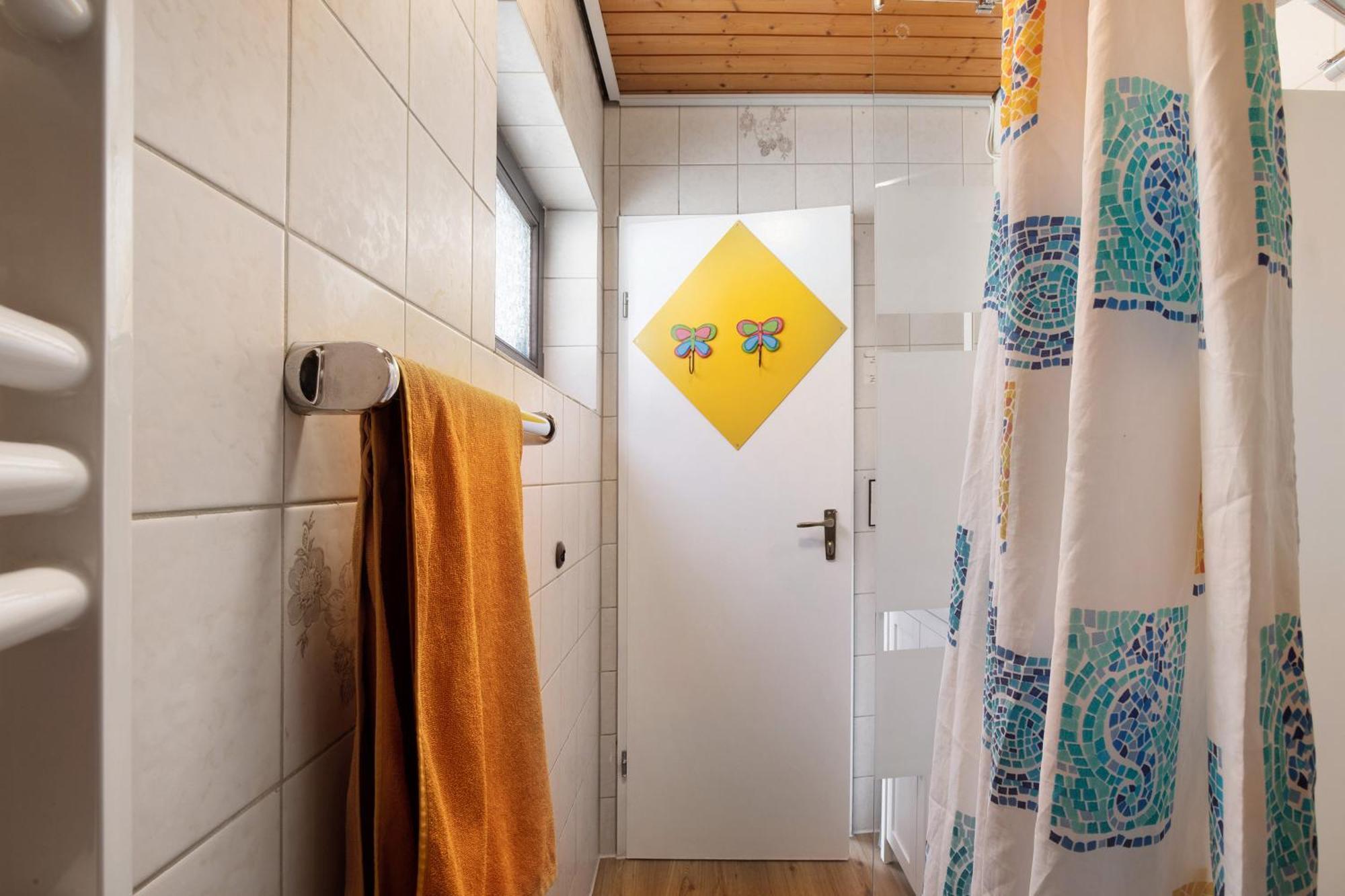 Apartmenthaus Ferienwohnungen Sila Вайнштадт Экстерьер фото